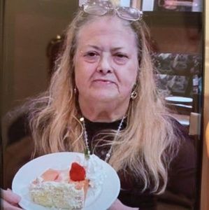 Meet your Posher, Zoila